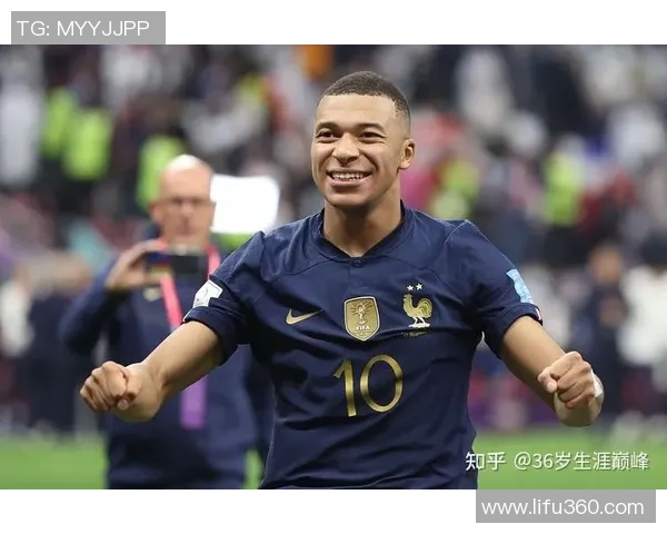 法国足球明星的璀璨星空：从齐达内到姆巴佩的传奇之路