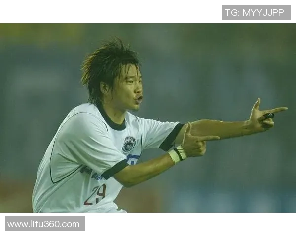 苏姓足球明星的传奇故事与他们的辉煌成就探秘