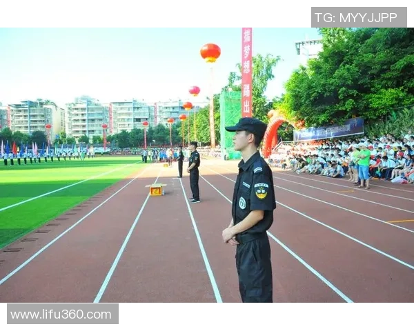 邻水足球明星盘点及其在国内外赛场上的精彩表现与成就分析